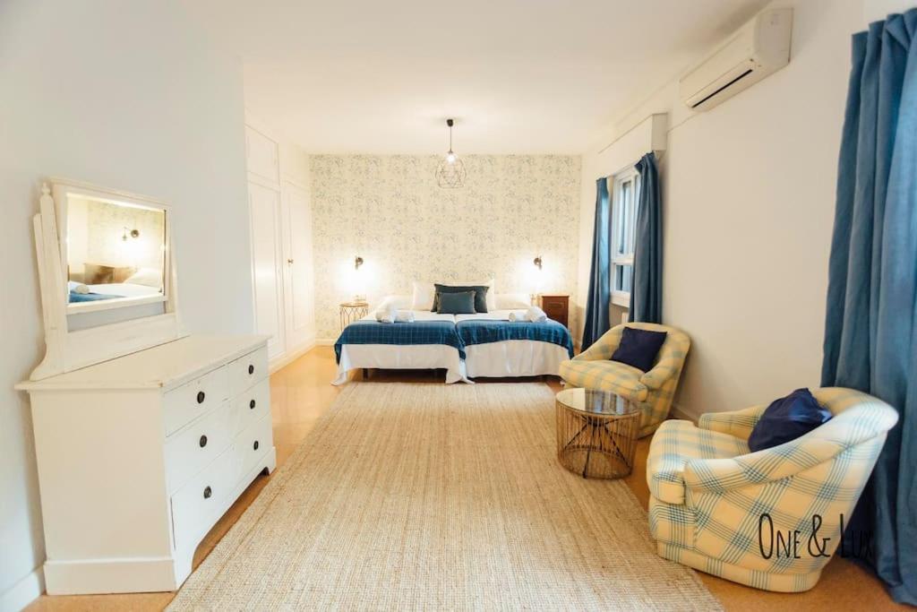 O&L Aire - Spacious And Bright Apartment In The Heart Of セビリア エクステリア 写真