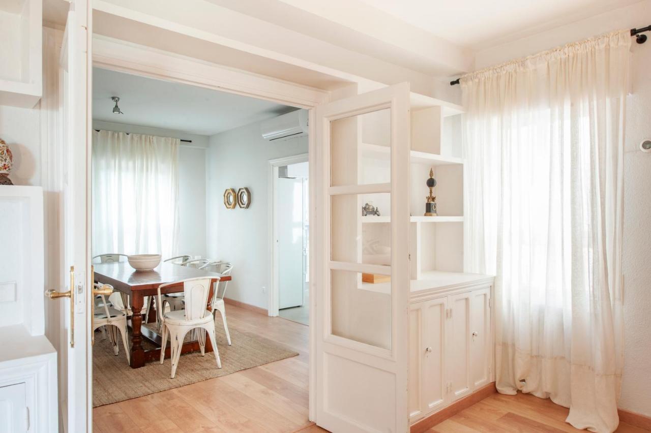 O&L Aire - Spacious And Bright Apartment In The Heart Of セビリア エクステリア 写真