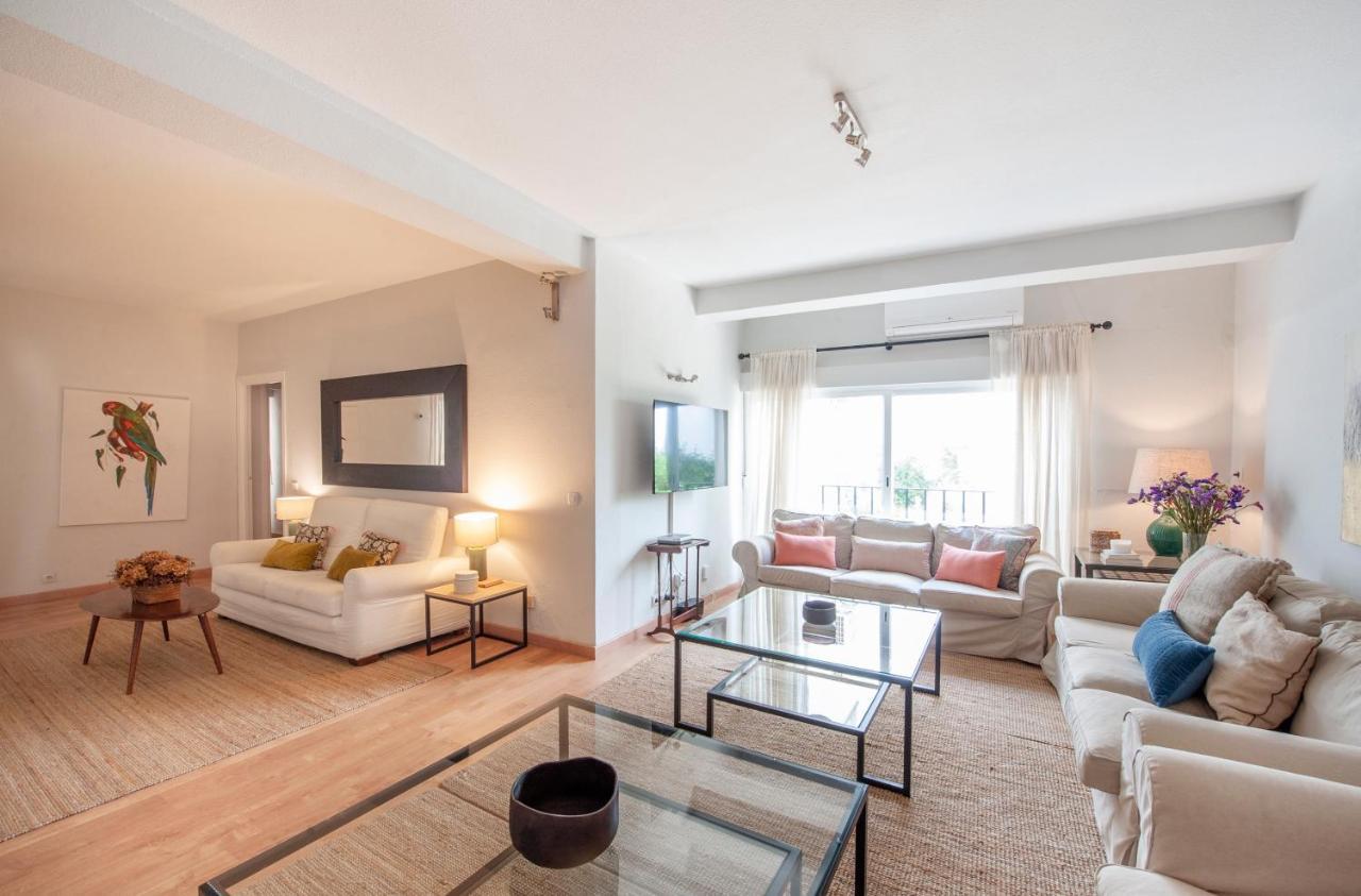 O&L Aire - Spacious And Bright Apartment In The Heart Of セビリア エクステリア 写真