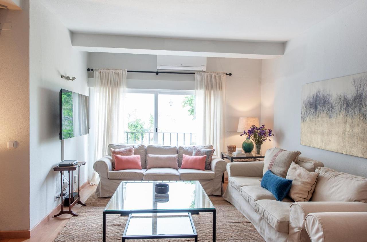 O&L Aire - Spacious And Bright Apartment In The Heart Of セビリア エクステリア 写真