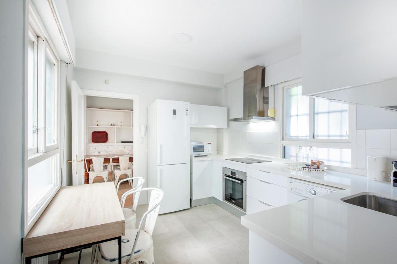 O&L Aire - Spacious And Bright Apartment In The Heart Of セビリア エクステリア 写真